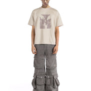 T-Shirt Gathering Sand