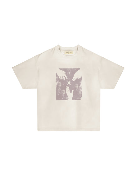 T-Shirt Gathering Sand